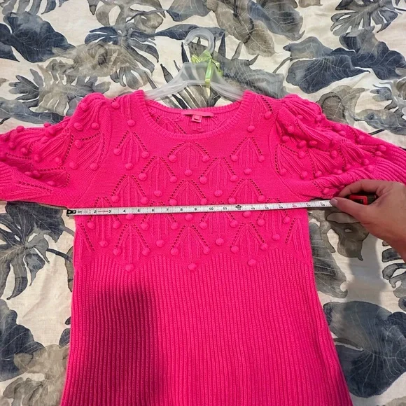 *EUC* Lilly Pulitzer Vibrant Pink Pom Pom Sweater - Picture 5 of 7